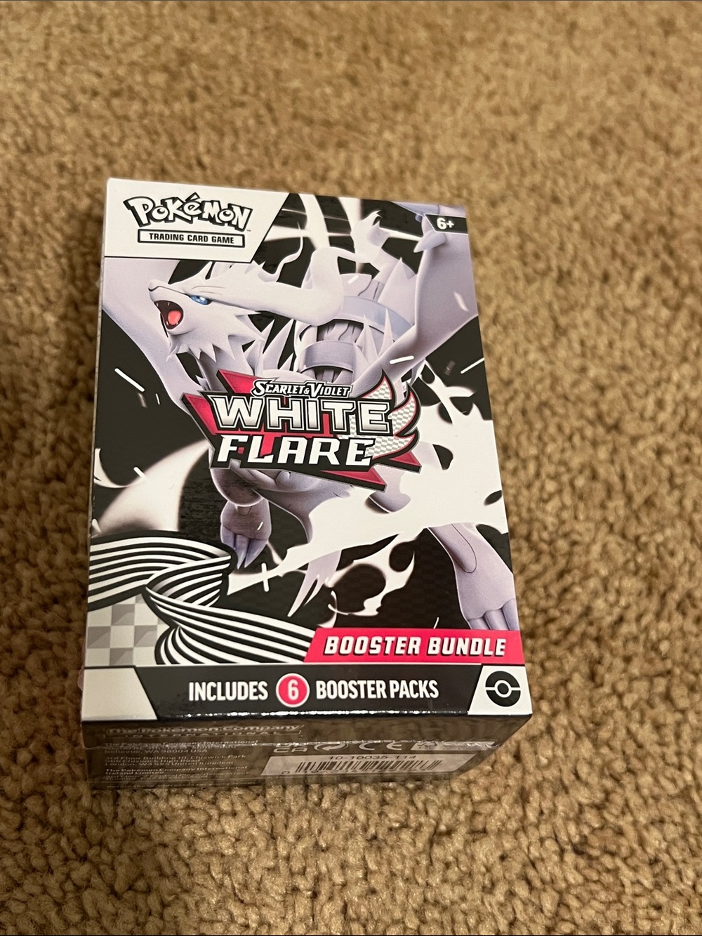 Pokemon Scarlet & Violet White Flare Booster Bundle - White, Black, Red